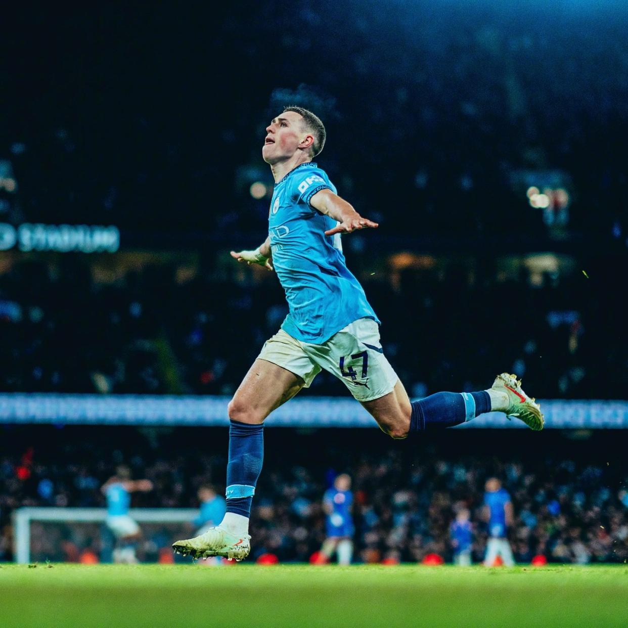 包含今夜欧冠焦点战,印第安纳步行者强势反弹,媒体盛赞,年轻球员得到机会的词条 包含今夜欧冠焦点战,印第安纳步行者强势反弹,媒体盛赞,年轻球员得到机会的词条