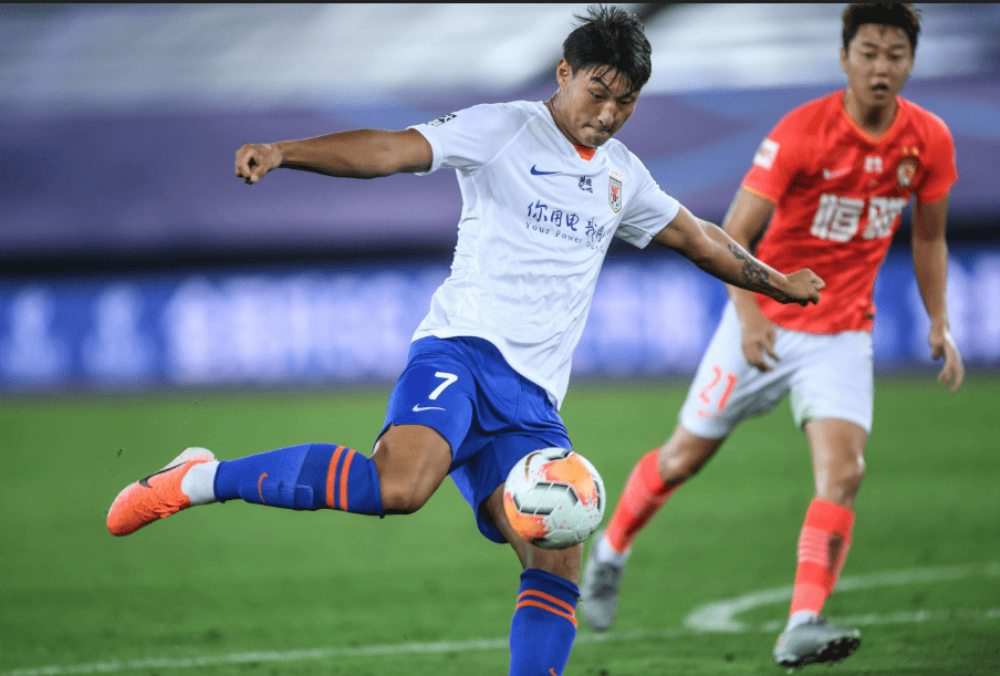 欧篮联倒计时，北京首钢赛前更衣室发声，细节引发关注，质疑声仍在，阵容厚度经受考验的简单介绍