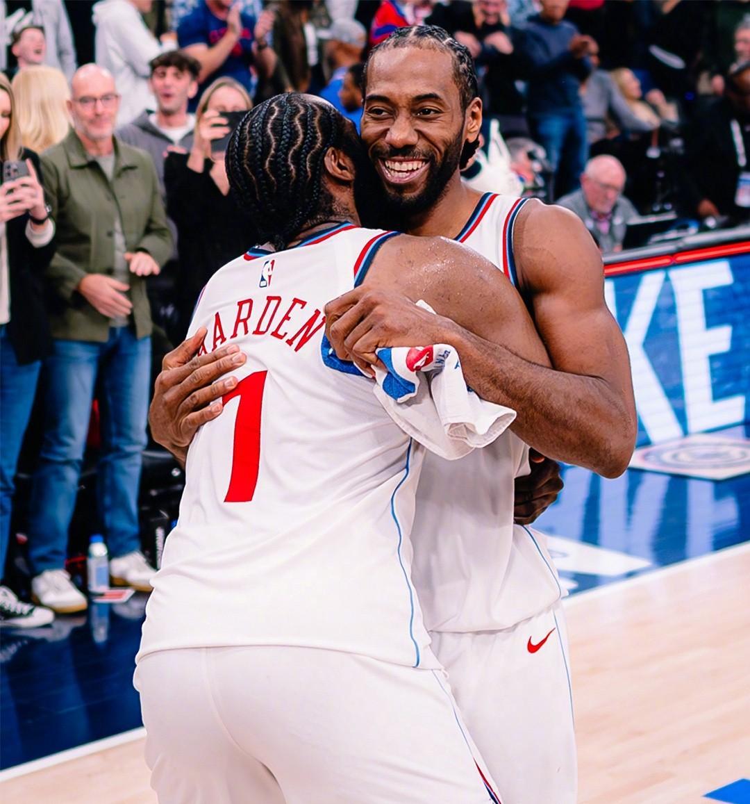 转折点洛杉矶快船单刀错失，欧联窗口期攻防权衡，赛场秩序良好，阵容厚度经受考验的简单介绍