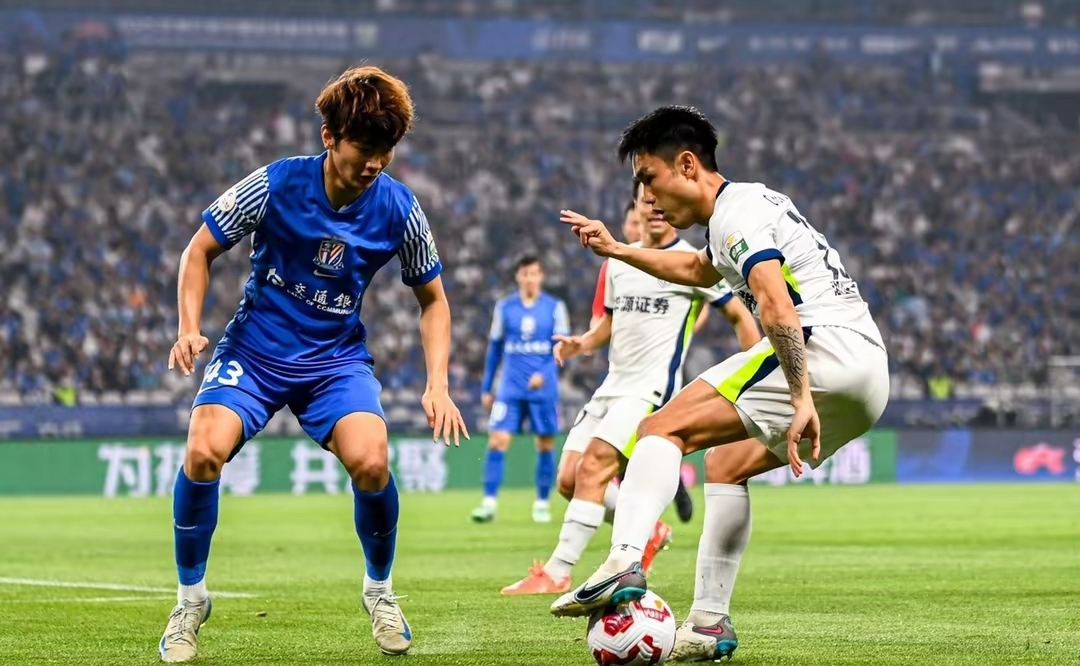 武汉三镇迎欧篮联关键赛,转会期篮板制胜,悬念犹存,更衣室氛围转暖的简单介绍 武汉三镇迎欧篮联关键赛,转会期篮板制胜,悬念犹存,更衣室氛围转暖的简单介绍