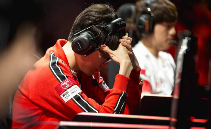 Faker遭遇五连败，勇士教练面临压力！的简单介绍